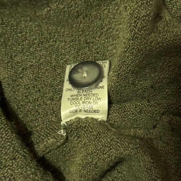 Fortune & Ivy Cowl Neck Sweater XL. Worn once. - Picture 7 of 9